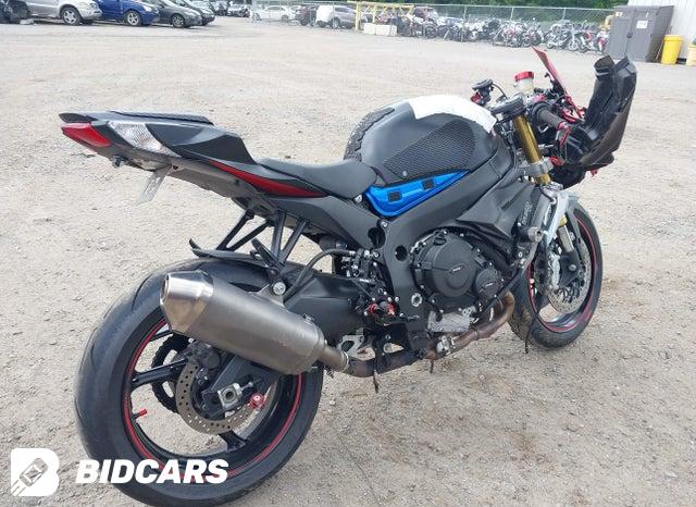 JS1GR7MAXF2101571 2015 Suzuki GSX-R750 photo no. 4