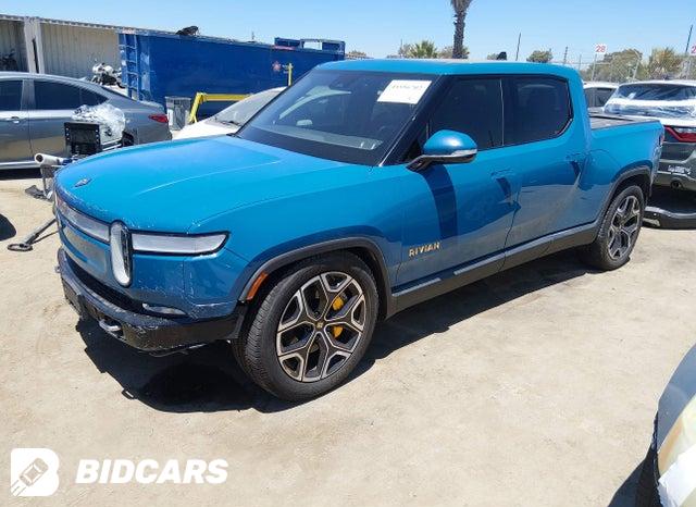 7FCTGAAAXNN006415 2022 Rivian R1T photo no. 2