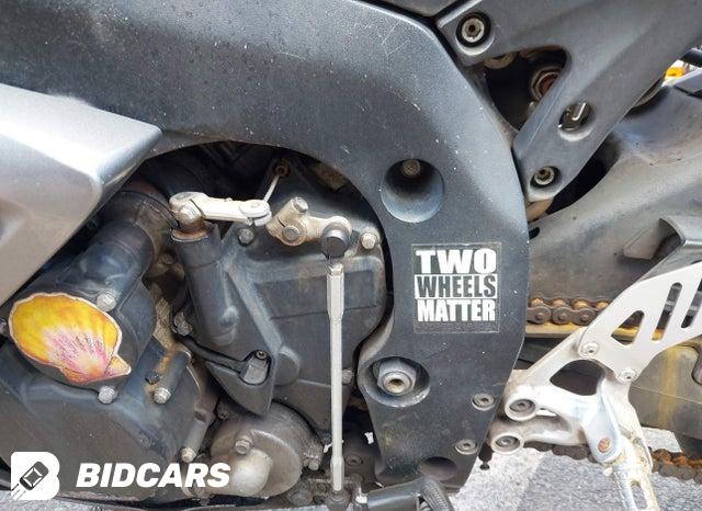 JS1GR7KA572103765 2007 Suzuki GSX-R750 photo no. 9