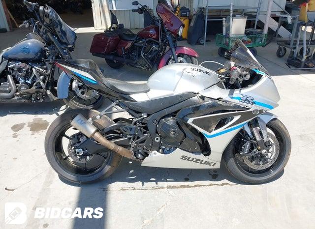 JS1DM11F1S7100143 2025 Suzuki GSX-R1000 photo no. 12