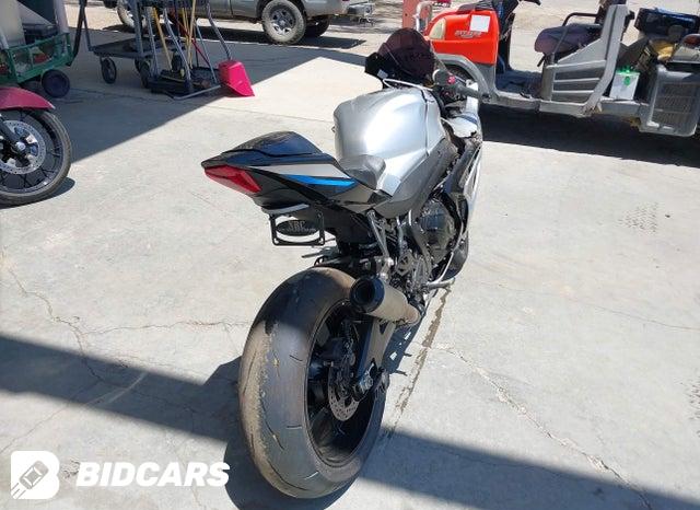 JS1DM11F1S7100143 2025 Suzuki GSX-R1000 photo no. 4
