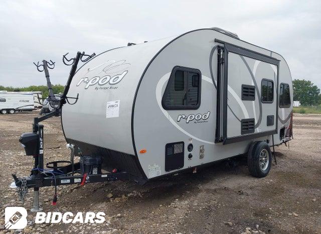 4X4TRPU14KB021904 2019 Forest River R-POD photo no. 2