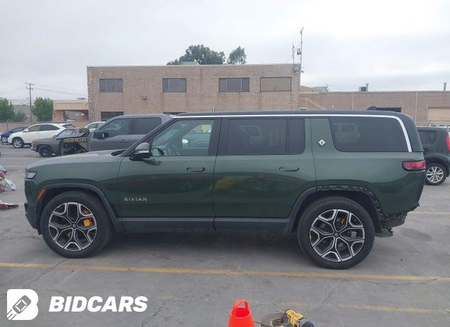 7PDSGABL7NN000825 2022 Rivian R1S photo no. 15