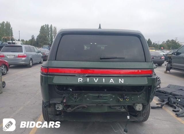 7PDSGABL7NN000825 2022 Rivian R1S photo no. 17