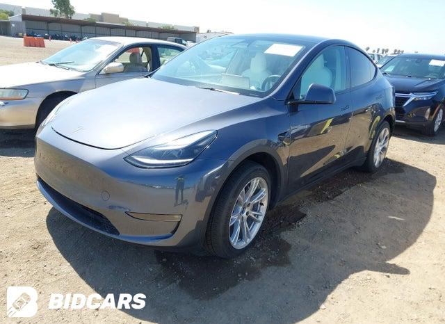7SAYGDEE2PF892180 2023 Tesla Model Y photo no. 2