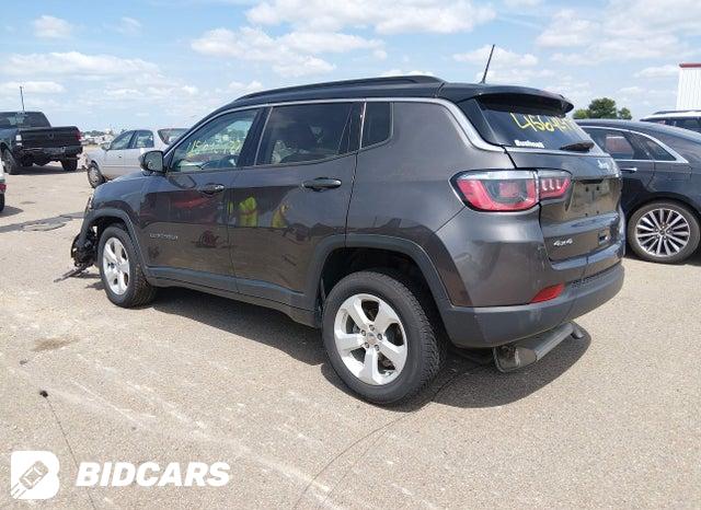 3C4NJDBB5KT827975 2019 Jeep Compass photo no. 3