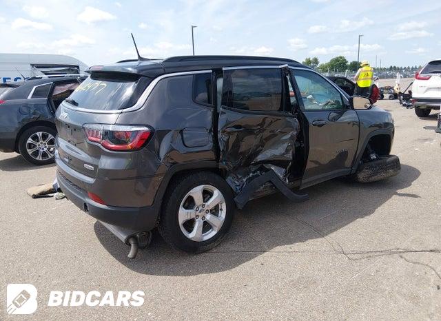 3C4NJDBB5KT827975 2019 Jeep Compass photo no. 4