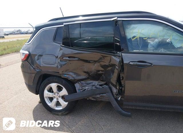 3C4NJDBB5KT827975 2019 Jeep Compass photo no. 6