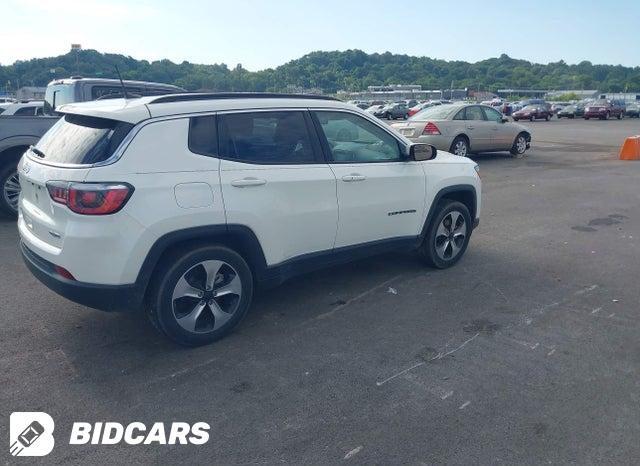 3C4NJDBB5HT657335 2017 Jeep Compass photo no. 4