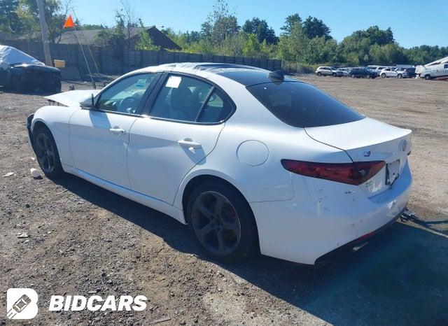 ZARFAEDN4H7551177 2017 Alfa Romeo Giulia photo no. 3