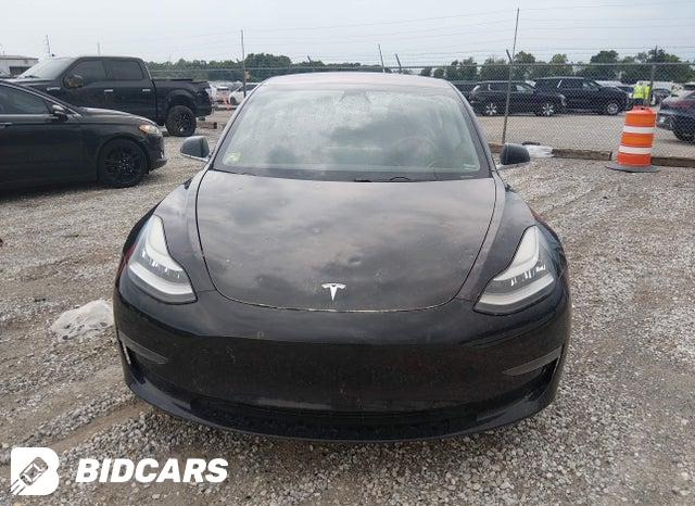 2018 Tesla MODEL 3 — VIN 5YJ3E1EB1JF070852, şəkil 12