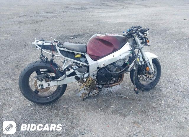 JS1GR7HA822104375 2002 Suzuki GSX-R750 photo no. 12