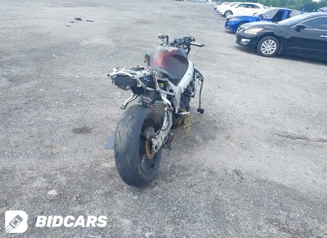 JS1GR7HA822104375 2002 Suzuki GSX-R750 photo no. 6