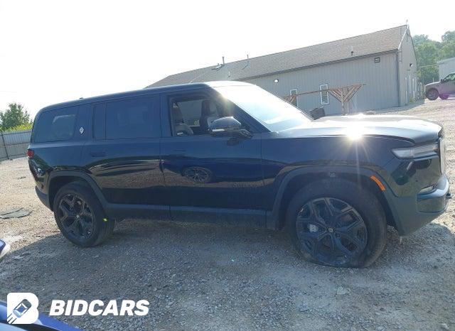 7PDSGFBA3TN092363 2026 Rivian R1S photo no. 14
