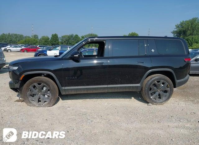 7PDSGFBA3TN092363 2026 Rivian R1S photo no. 15