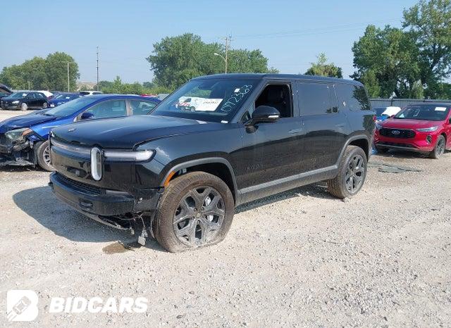 7PDSGFBA3TN092363 2026 Rivian R1S photo no. 2