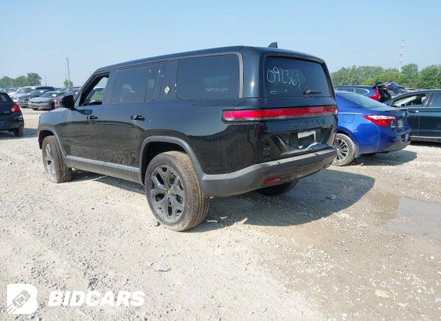 7PDSGFBA3TN092363 2026 Rivian R1S photo no. 3