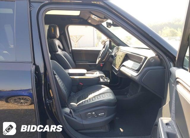 7PDSGFBA3TN092363 2026 Rivian R1S photo no. 5