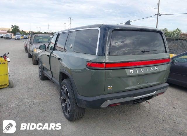 7PDSGABL6PN000530 2023 Rivian R1S photo no. 3