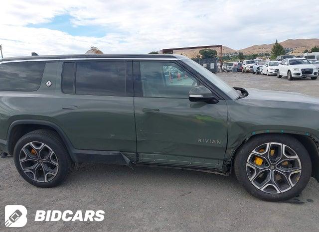 7PDSGABL6PN000530 2023 Rivian R1S photo no. 13