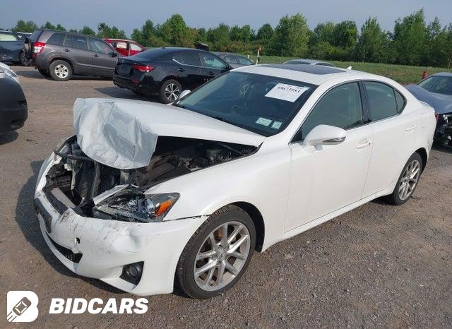 JTHCF5C2XC5058497 2012 Lexus IS photo no. 2