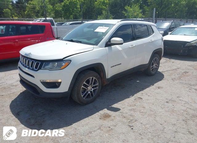 3C4NJDBB0JT232272 2018 Jeep Compass photo no. 2