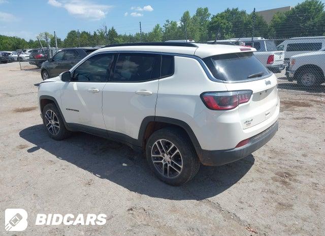 3C4NJDBB0JT232272 2018 Jeep Compass photo no. 3