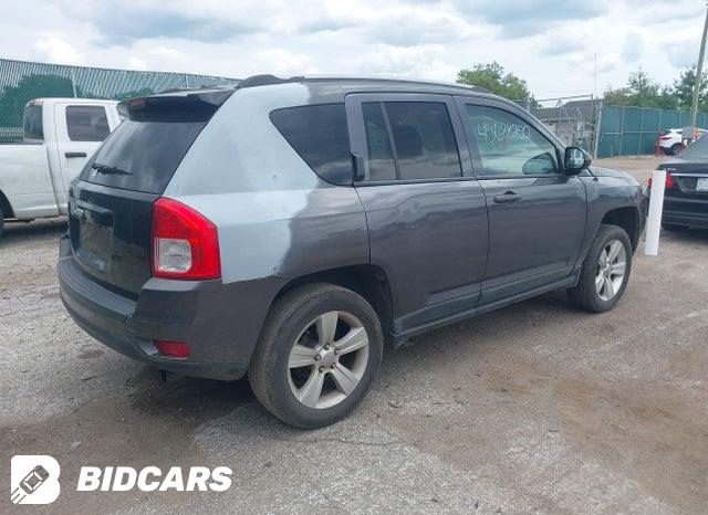 1C4NJDBB2GD618044 2016 Jeep Compass photo no. 4