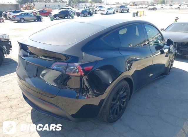 2025 Tesla MODEL Y — VIN 7SAYGDEE6SF299530, şəkil 4