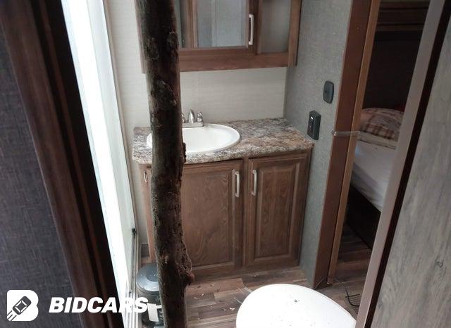 4YDF32720F2504997 2015 Keystone Rv Other photo no. 12