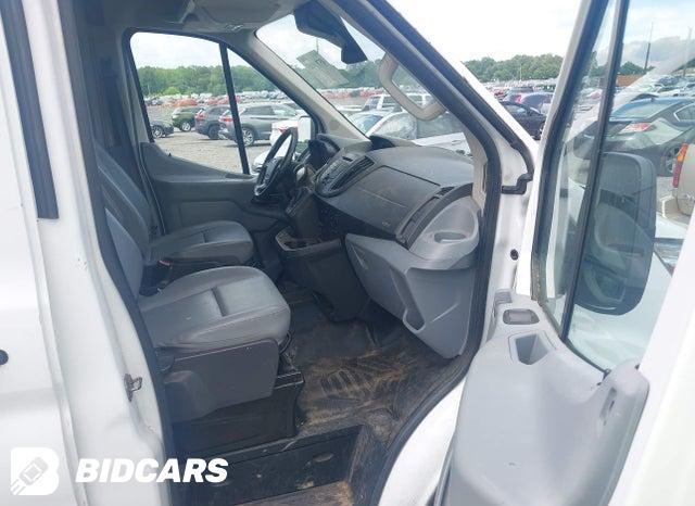 1FTYR2CV7HKA71109 2017 Ford Transit-250 photo no. 5