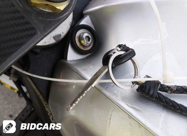 JS1GR7LAX92100846 2009 Suzuki GSX-R750 photo no. 11