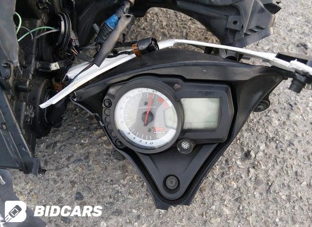 JS1GR7LAX92100846 2009 Suzuki GSX-R750 photo no. 7