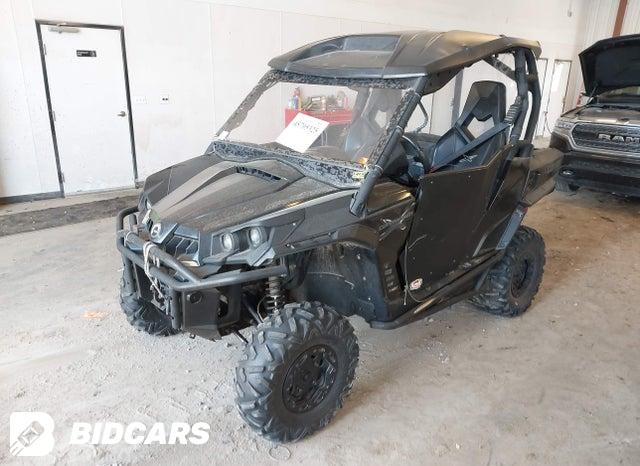 3JBKXUP15DJ000058 2013 Can-Am Commander photo no. 2