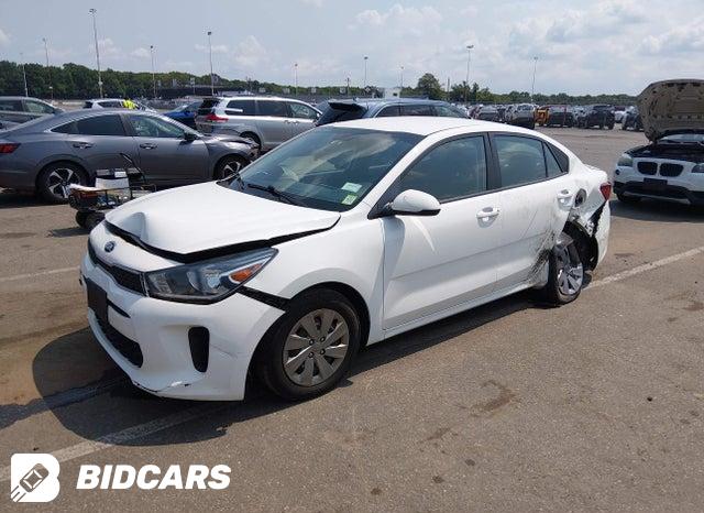 3KPA24AD2LE346067 2020 KIA Rio photo no. 2