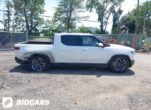 7FCTGAAAXPN022973 2023 Rivian R1T photo no. 13