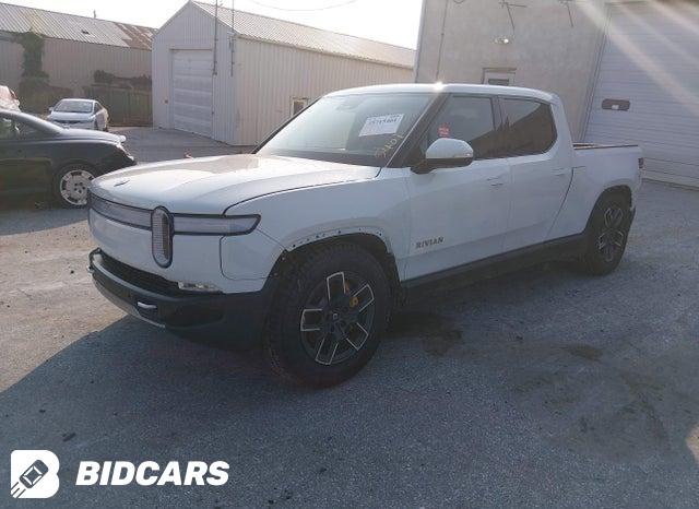 7FCTGAAAXPN022973 2023 Rivian R1T photo no. 2