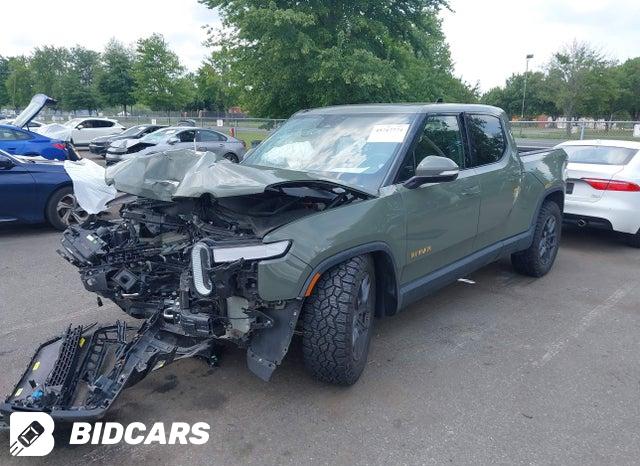 7FCTGAAL6NN002444 2022 Rivian R1T photo no. 2