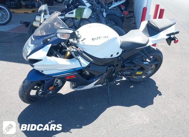 JS1GR7MA7P7100169 2023 Suzuki GSX-R750 photo no. 2