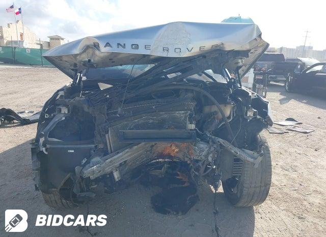 SALYL2RX5JA778157 2018 Land Rover Range Rover photo no. 13