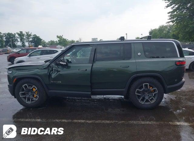 7PDSGABL7NN002431 2022 Rivian R1S photo no. 14