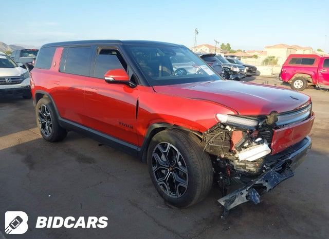 7PDSGBBA4SN059914 2025 Rivian R1S photo no. 1