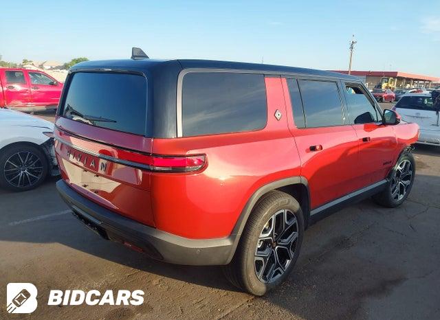 7PDSGBBA4SN059914 2025 Rivian R1S photo no. 4
