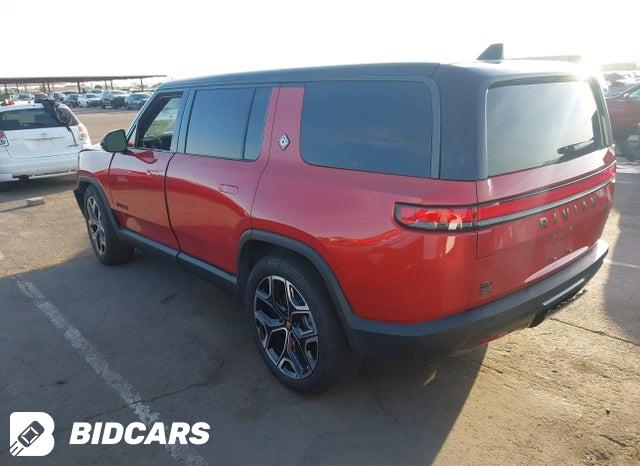 7PDSGBBA4SN059914 2025 Rivian R1S photo no. 3