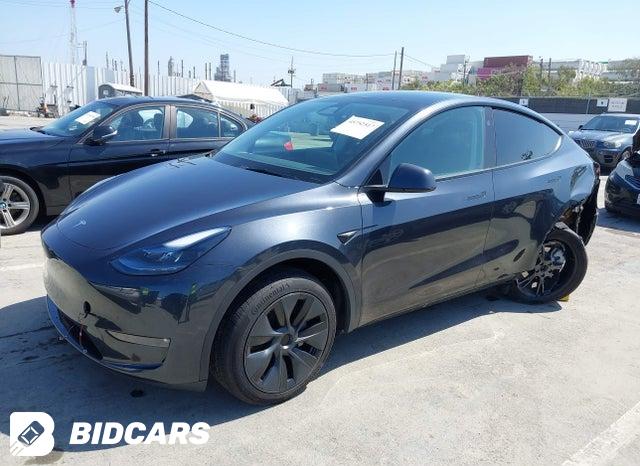 7SAYGDEE4RF209625 2024 Tesla Model Y photo no. 2