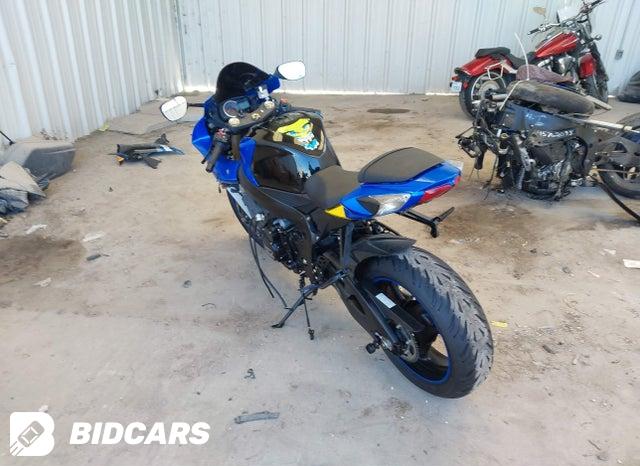 JS1GN7FA8G2100008 2016 Suzuki GSX-R600 photo no. 3