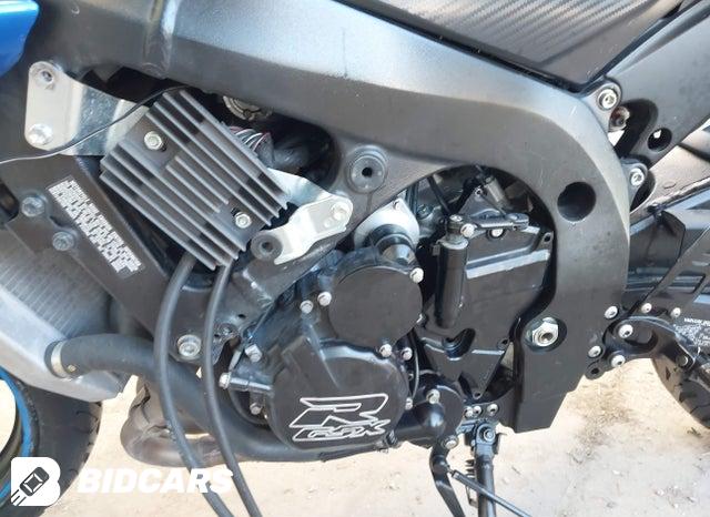 JS1GN7FA8G2100008 2016 Suzuki GSX-R600 photo no. 9