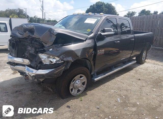 3C63R3GL9HG736289 2017 RAM 3500 photo no. 2