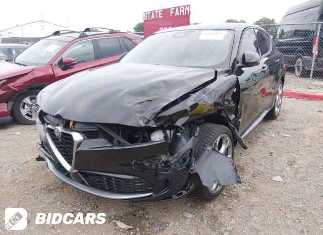 2024 Alfa Romeo Tonale — VIN ZASPATCWXR3042575, şəkil 2