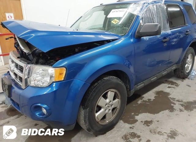 1FMCU9D73BKB60731 2011 Ford Escape photo no. 2